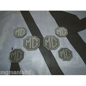 2x Front & Rear 4x centre Caps Silver Carbon Badge Inserts New 2x Front & Rear 4x centre Caps Silver Carbon Badge Inserts New